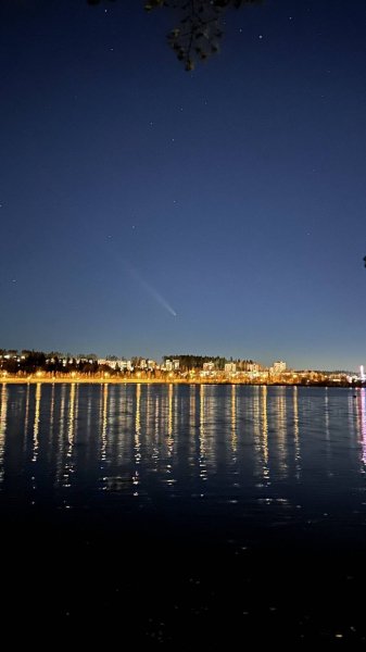 Pyrstötähti tallentui henkeä­salpaaviin kuviin