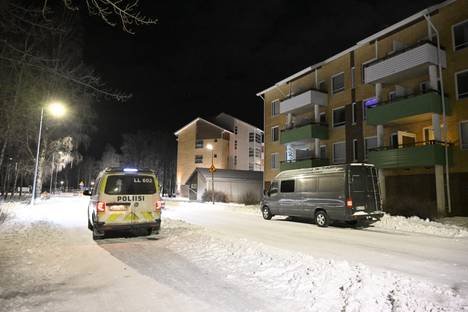 Kemissä suuri poliisi­operaatio – poliisi tutkii väkivaltarikosta