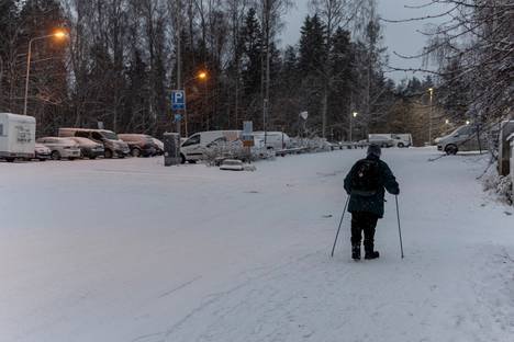 Järkyttävä näky tallentui silmin­näkijän videolle Espoon surmapaikalla