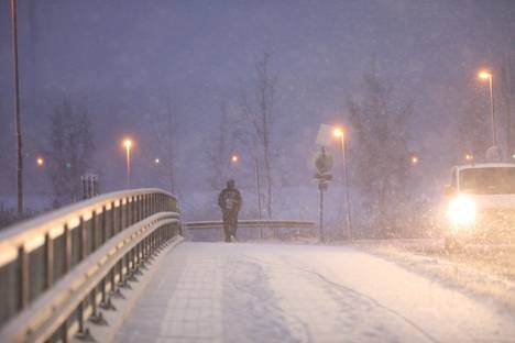 Sää muuttuu – kovaa pakkasta ja pyryä