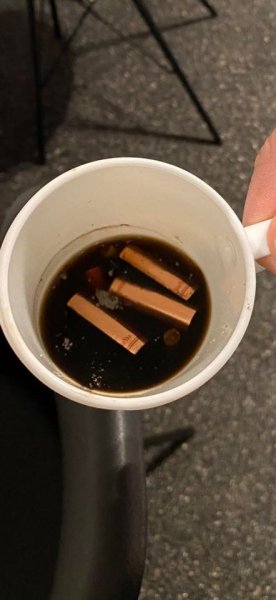 Biðlar til ferðamanna að bæta umgengni – Sýnir myndir af ótrúlegum sóðaskap