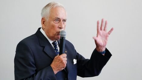 Kenraali paljastaa Ruotuväelle: Tästä sai alkunsa naisten asepalvelus