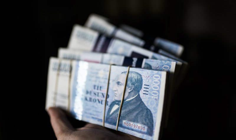 Íslendingar nefna hvað þeir myndu gera ef þeir ynnu 642 milljónir í Víkingalottóinu