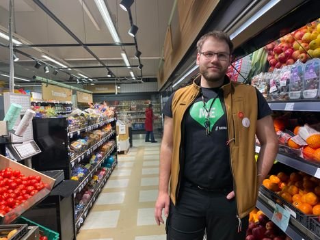 Janne t&auml;r&auml;ytt&auml;&auml; suoran mielipiteen mets&auml;styksest&auml;: &rdquo;Kaikki sudet vaan pois&rdquo;