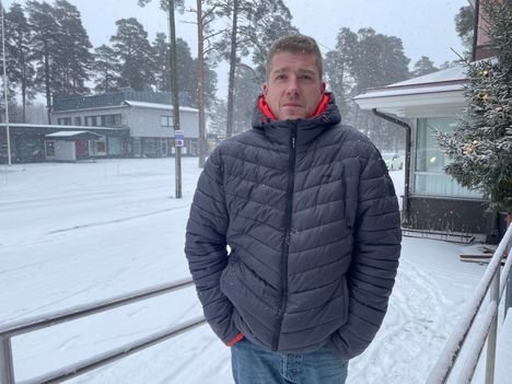 Janne t&auml;r&auml;ytt&auml;&auml; suoran mielipiteen mets&auml;styksest&auml;: &rdquo;Kaikki sudet vaan pois&rdquo;