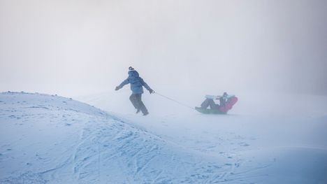 Lasten ulkoilu pakkasella aiheutti myräkän somessa – ”Jos tuohon kuolee…”