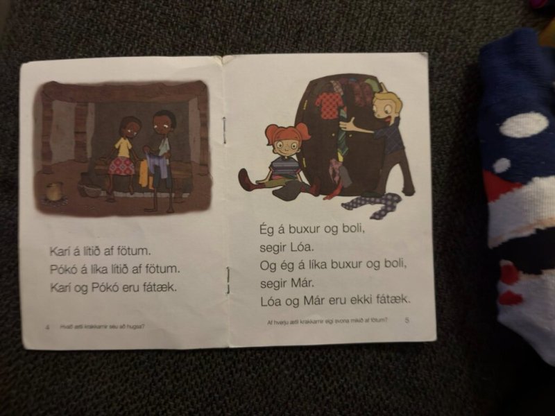 Arnar &iacute; &aacute;falli eftir a&eth; sonur hans kom heim me&eth; &thorn;essa b&oacute;k &uacute;r sk&oacute;lanum &ndash; &bdquo;Pabbi, erum vi&eth; f&aacute;t&aelig;kir?&ldquo;