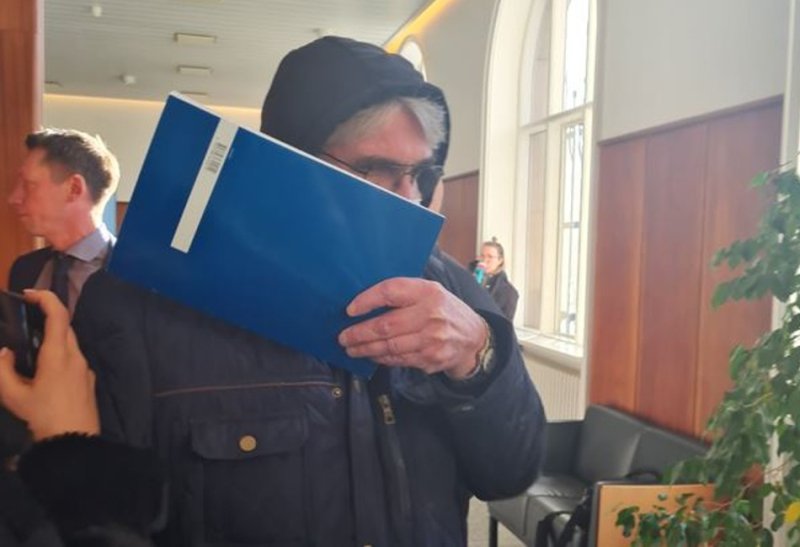 Páll timbursali segir að lögreglan hafi gefið þriðja aðila haldlagða timbrið hans