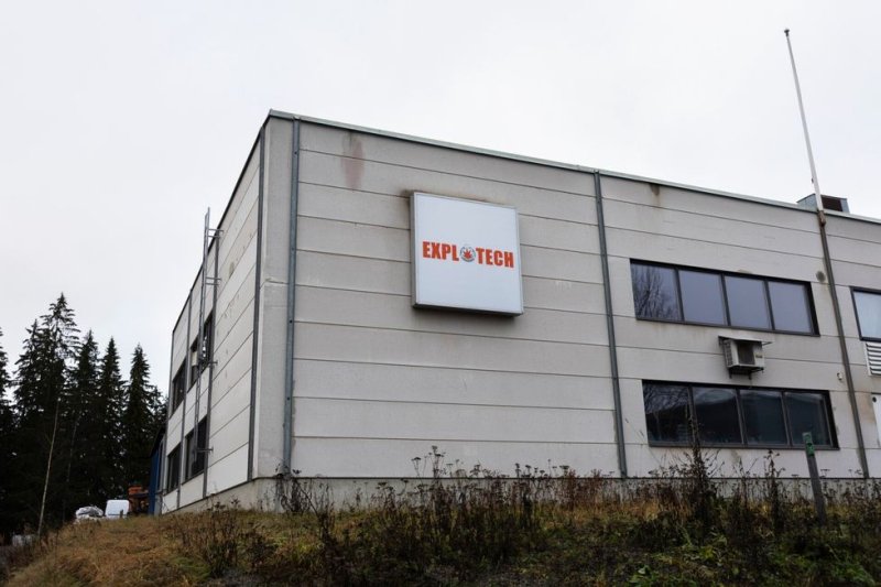 Ven&auml;l&auml;istaustaisen r&auml;j&auml;hde&shy;firman toiminta Suomessa her&auml;tti huolen &ndash; varastoja ymp&auml;ri maata