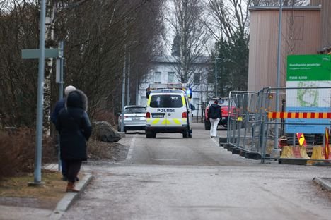 Puukotus peruskoulussa Helsingiss&auml; &ndash; koululaisen &auml;iti kertoo aiemmasta levottomuudesta