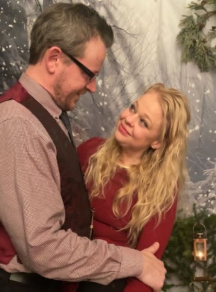 Minnist Ingu eiginkonu sinnar sem l&eacute;st &iacute; kajakslysi &aacute; mi&eth;vikudag: &bdquo;Fallega, g&oacute;&eth;a mamma litlu drengjanna. &THORN;a&eth; kemur ekkert &iacute; sta&eth;inn fyrir hana&ldquo;