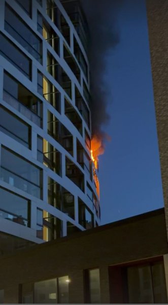 Vantaalla raju tulipalo kerrostaloasunnossa