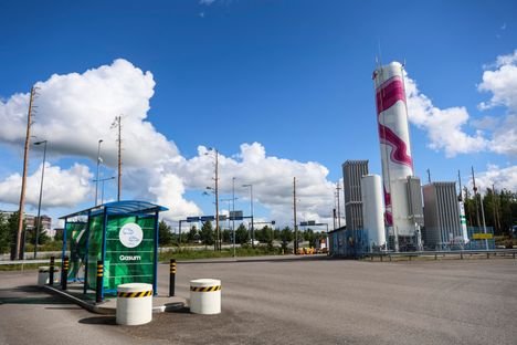 Satojen tuhansien eurojen tolpat keskell&auml; Vantaata tyrmistytt&auml;v&auml;t kansaa &ndash; &rdquo;Olisin kyll&auml; keksinyt niillekin rahoille jotain parempaa k&auml;ytt&ouml;&auml;&rdquo;
