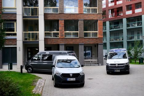 Murhaepäily Martinlaaksossa: Poliisi etsii nyt koiranulkoiluttajaa