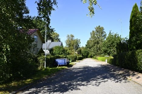 Naapurit järkyttyivät vakavasta rikosepäilystä Raaseporissa – ihminen kuoli yön tapahtumien jälkeen